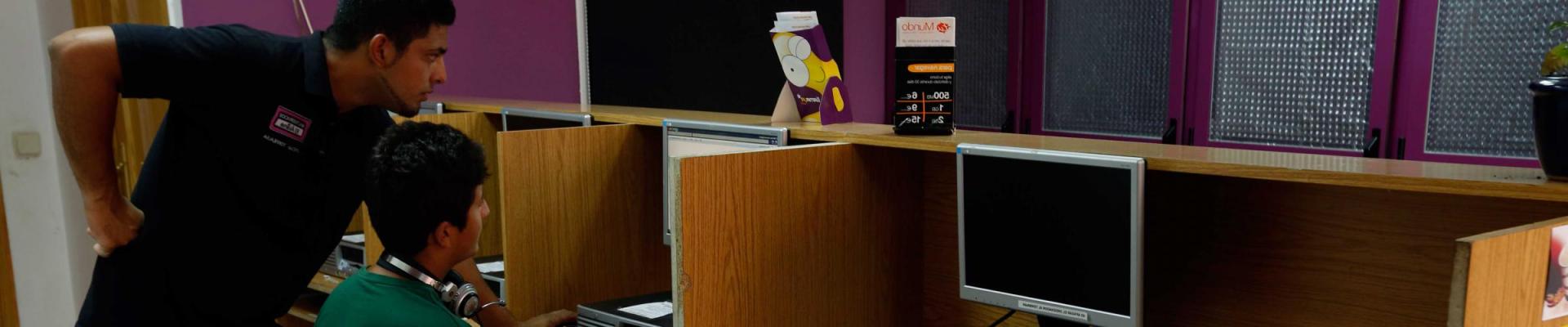 Crea tu negocio a través de Internet. Taller gratuito para personas inmigrantes que desean emprender
